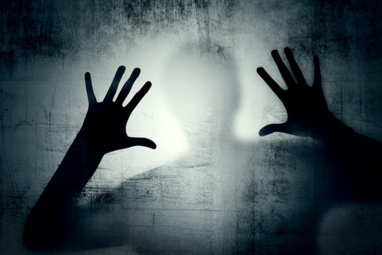 Bukan Mahu Jadi Attention Seeker, Ini 5 Mitos Tentang Bunuh Diri Yang Ramai Tak Tahu