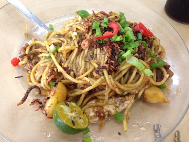 10 Mi Goreng Terbaik Yang Korang Kena Cari Kalau Mai Penang