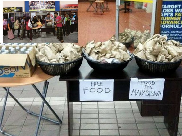 Sedihnya! Bapa Terpaksa Gadai Telefon Kerana Nak Beri Anak Duit Belanja Makan Di Universiti