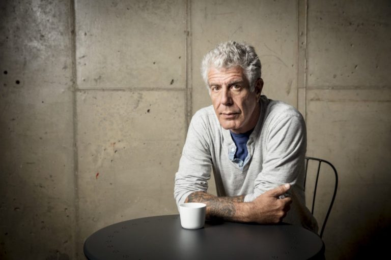 Selebriti Hollywood Terkejut & Bersedih Dengan Pemergian Chef TV Popular, Anthony Bourdain