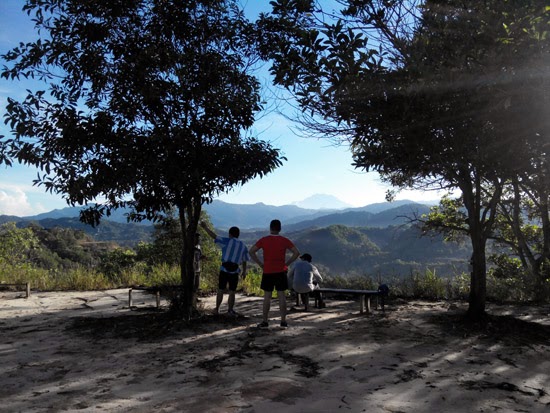 12 Tempat Hiking Paling Best Untuk Korang Yang Baru Nak Berjinak