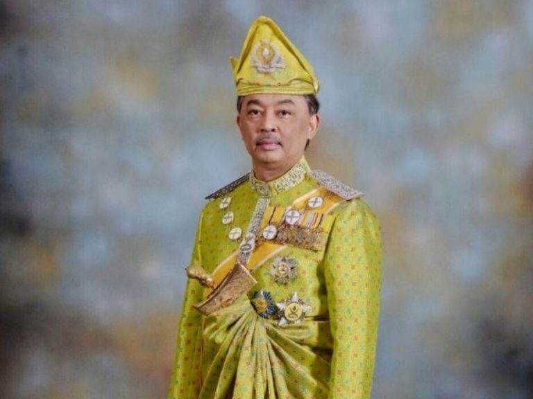 Netizen Sambut Gembira Perlantikan YDP Agong Baru, Doakan Yang Terbaik