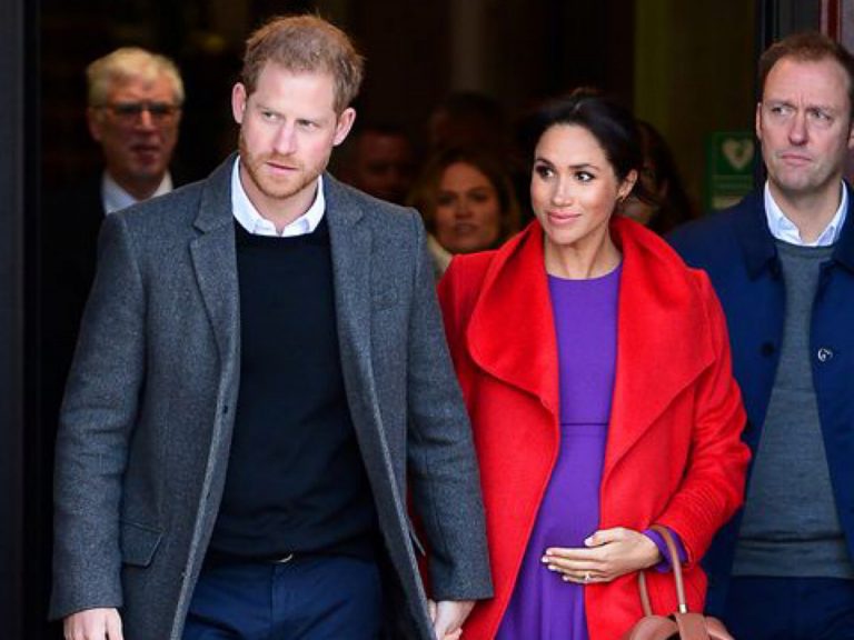 “It’s A Boy!” Putera Harry & Meghan Markle Sambut Anak Sulung Dengan Ucapan Tahniah Sedunia
