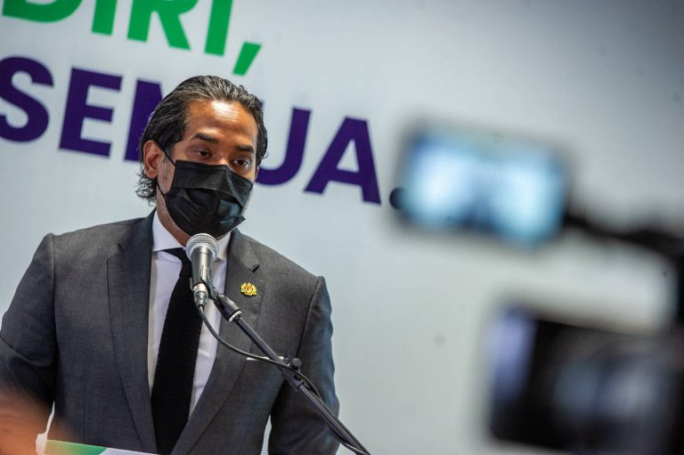Malaysia Sedia Bawa Masuk 12 Juta Dos Sinovac Setelah Diluluskan WHO
