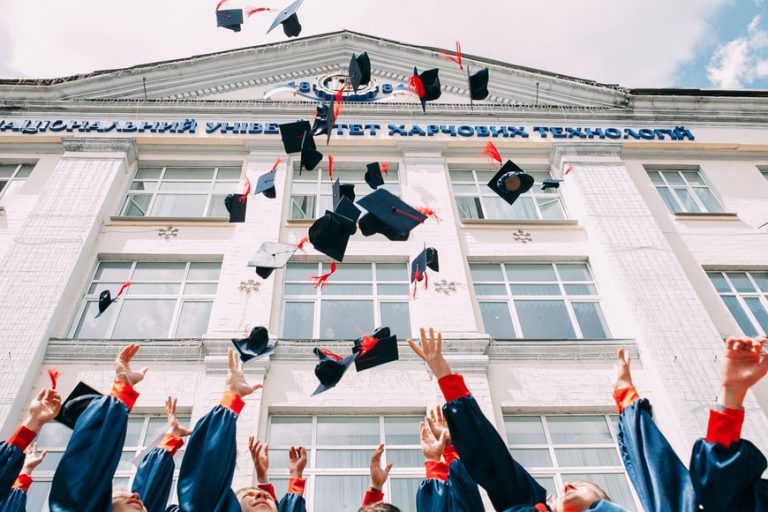 Universiti Sains Islam Malaysia Lancar Aplikasi TAS, Kesan Ijazah Palsu Graduan