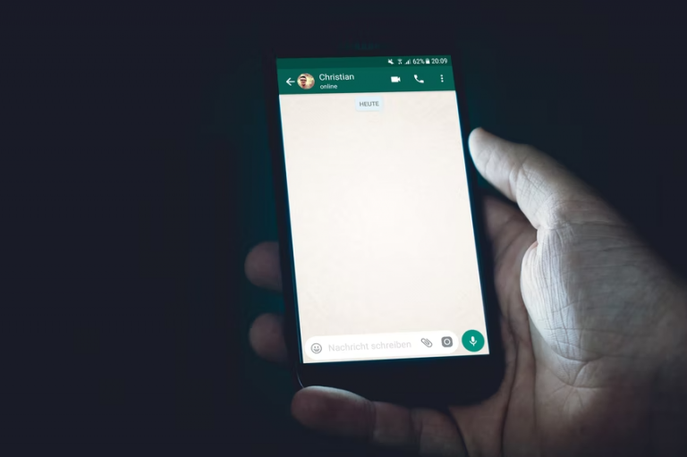 Aplikasi WhatsApp Bakal Lancar Ciri Terbaharu Sembunyikan Status ‘Online’