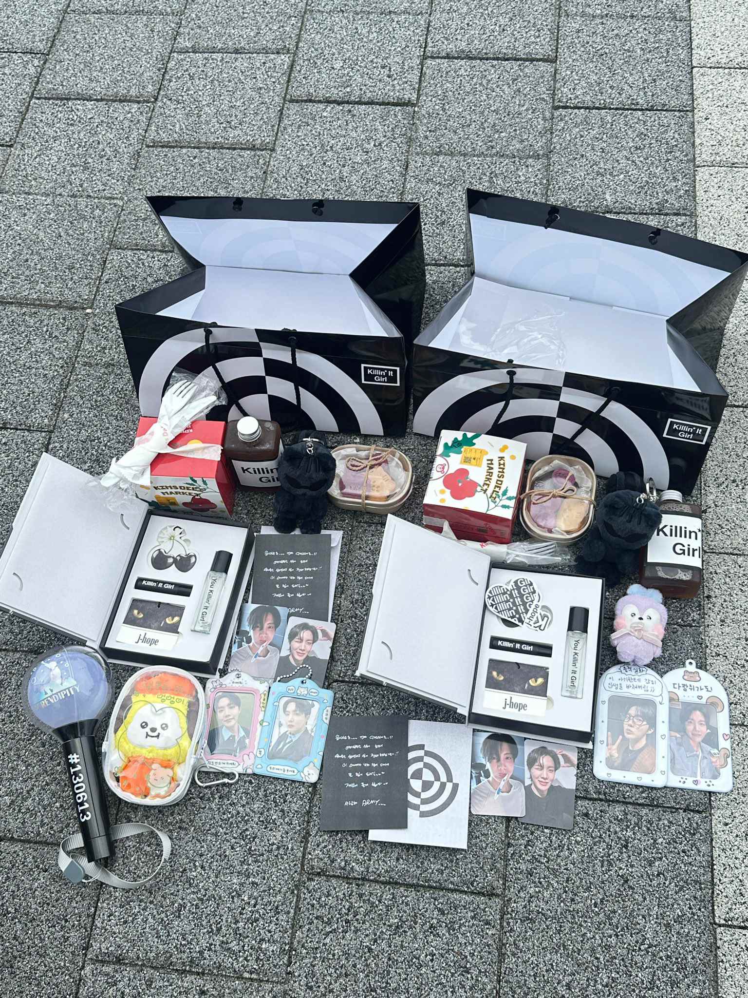 “Cuaca Sekarang Agak Panas” J-Hope BTS Sewa Studio Untuk ARMY, Sediakan Tempat Rehat Selesa & Pek Istimewa Sempena M Countdown