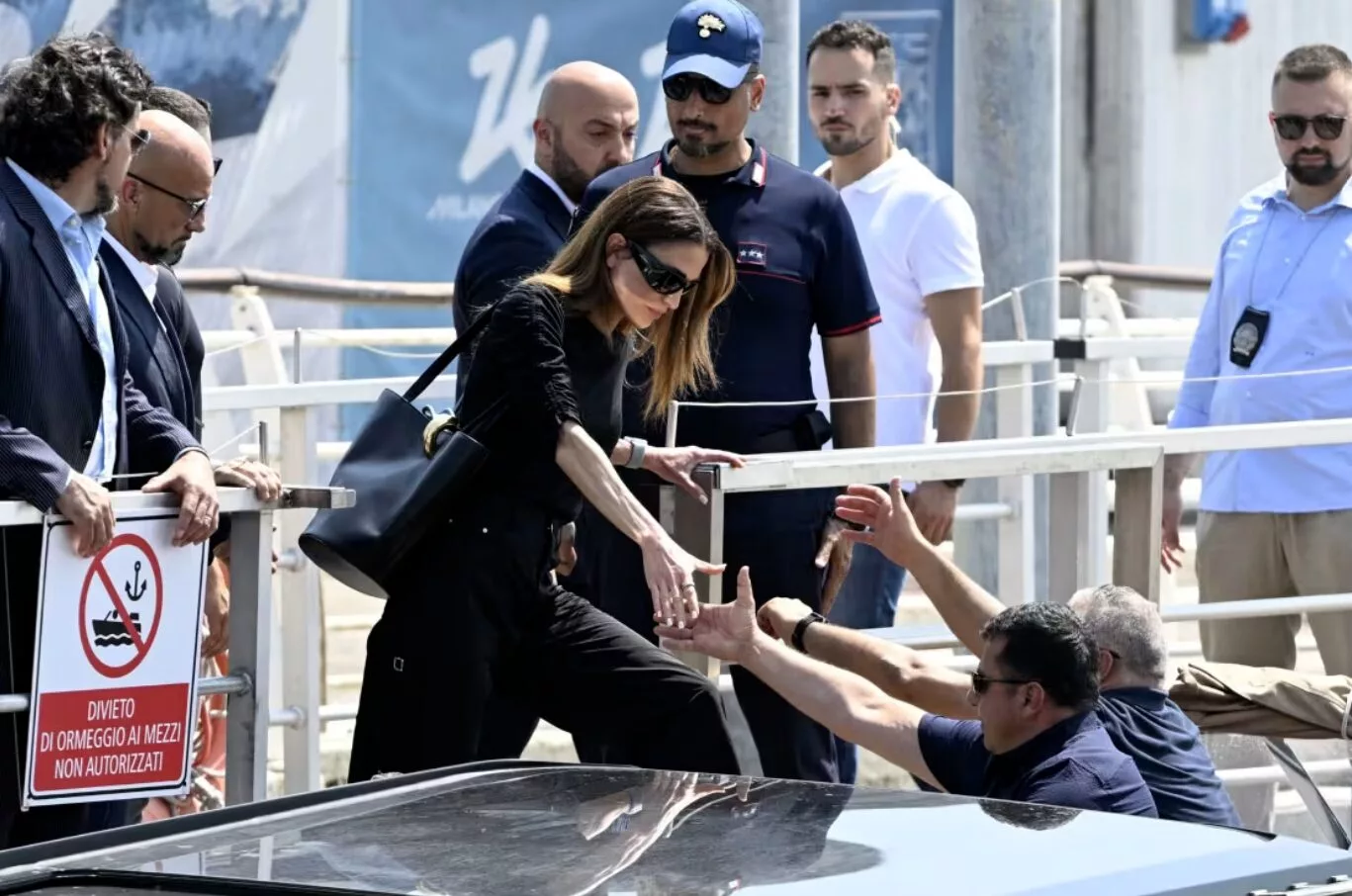 ‘Tutup’ Venice Selama 3 Hari Untuk Berkahwin, Jutawan Amazon Jeff Bezos Dibenci Penduduk Tempatan