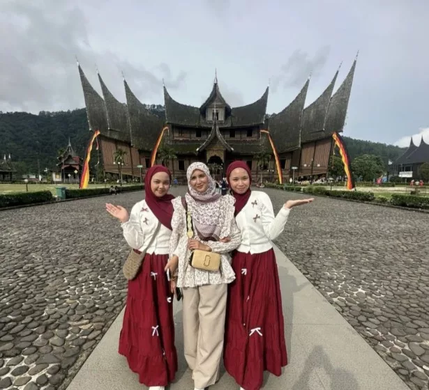 15 Tahun Tanpa Achik Spin, Anak Gadis Kian Membesar. Cantik & Bijak!
