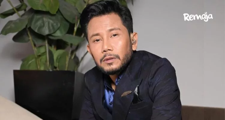 "Saya Mohon Maaf..." - Netizen Puji Tindakan 'Gentleman' Ajai Selepas Sidang Media 4U2C 2 "Saya Mohon Maaf..." - Netizen Puji Tindakan 'Gentleman' Ajai Selepas Sidang Media 4U2C