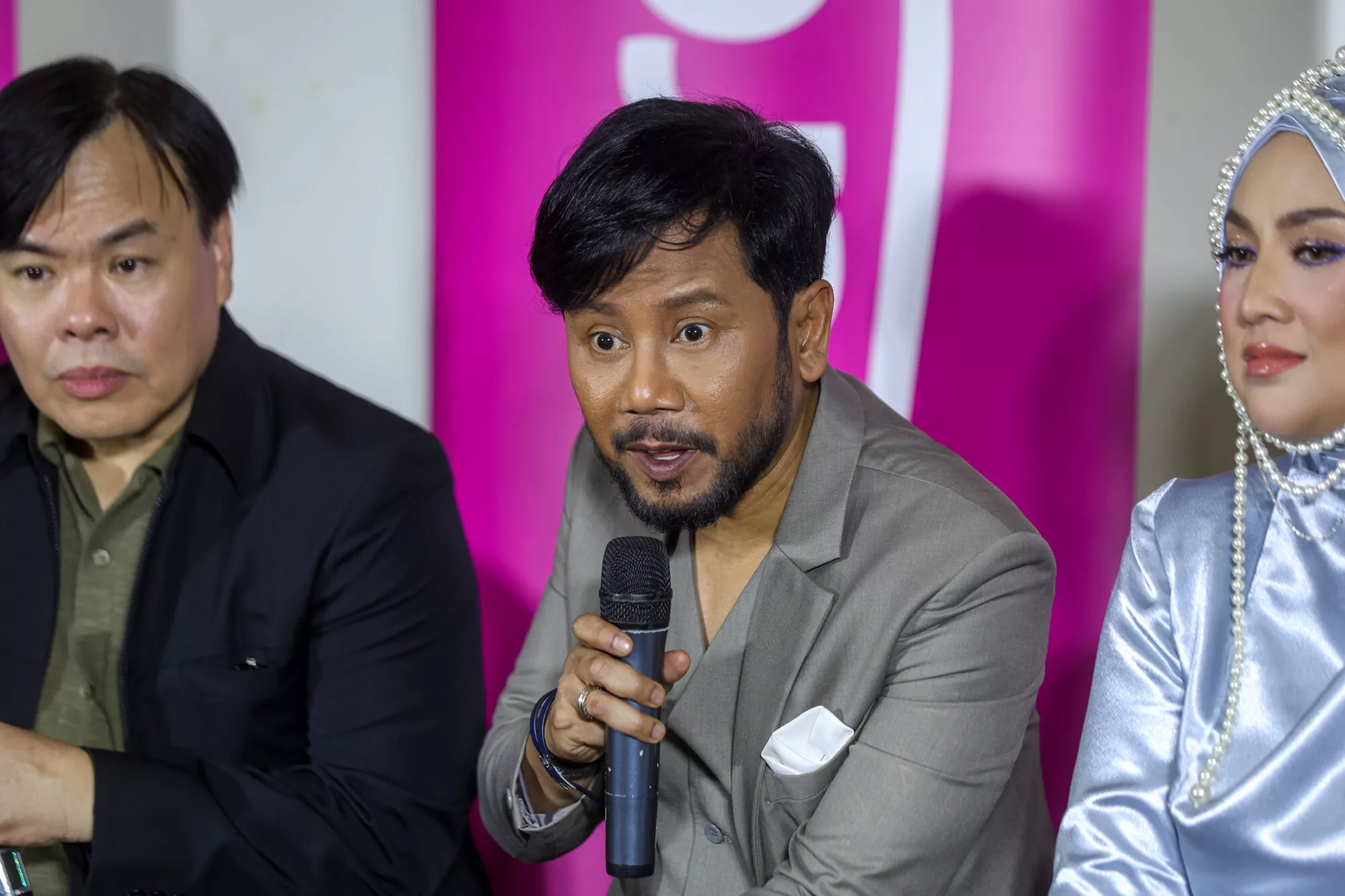 “Ramai Boleh Menyanyi… Tapi Ada X-Factor Tak?” Raise The Star Malaysia Cari Keaslian & Keunikan Dalam Suara Baharu