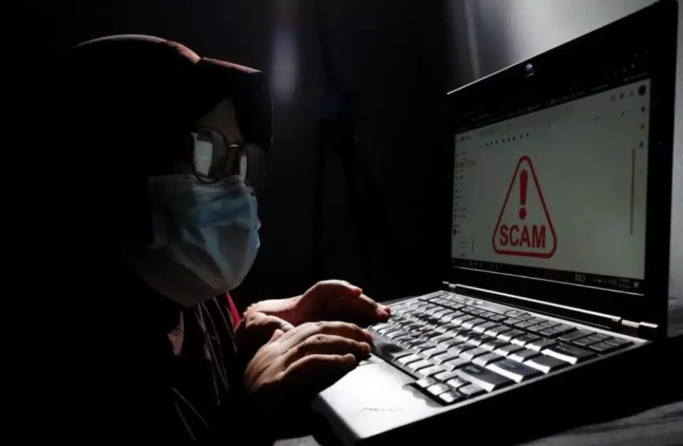 Dua Remaja Jadi Mangsa Sindiket Seks & Scam. Dipukul, Dibogelkan & Dipaksa Makan Cili