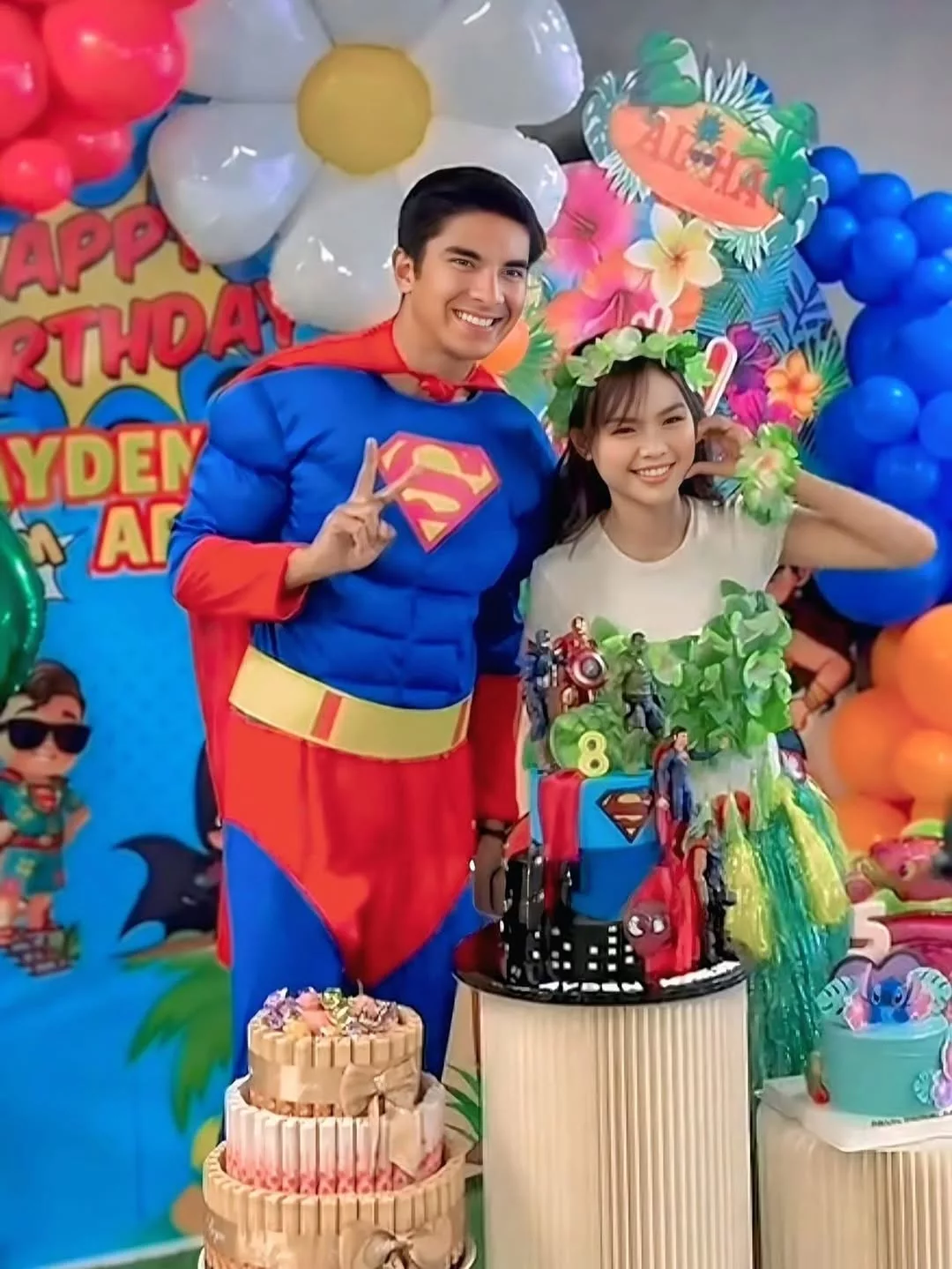 Syed Saddiq Tampil Sebagai Superman Di Majlis Hari Lahir Anak Bella Astillah, Curi Tumpuan Ramai!