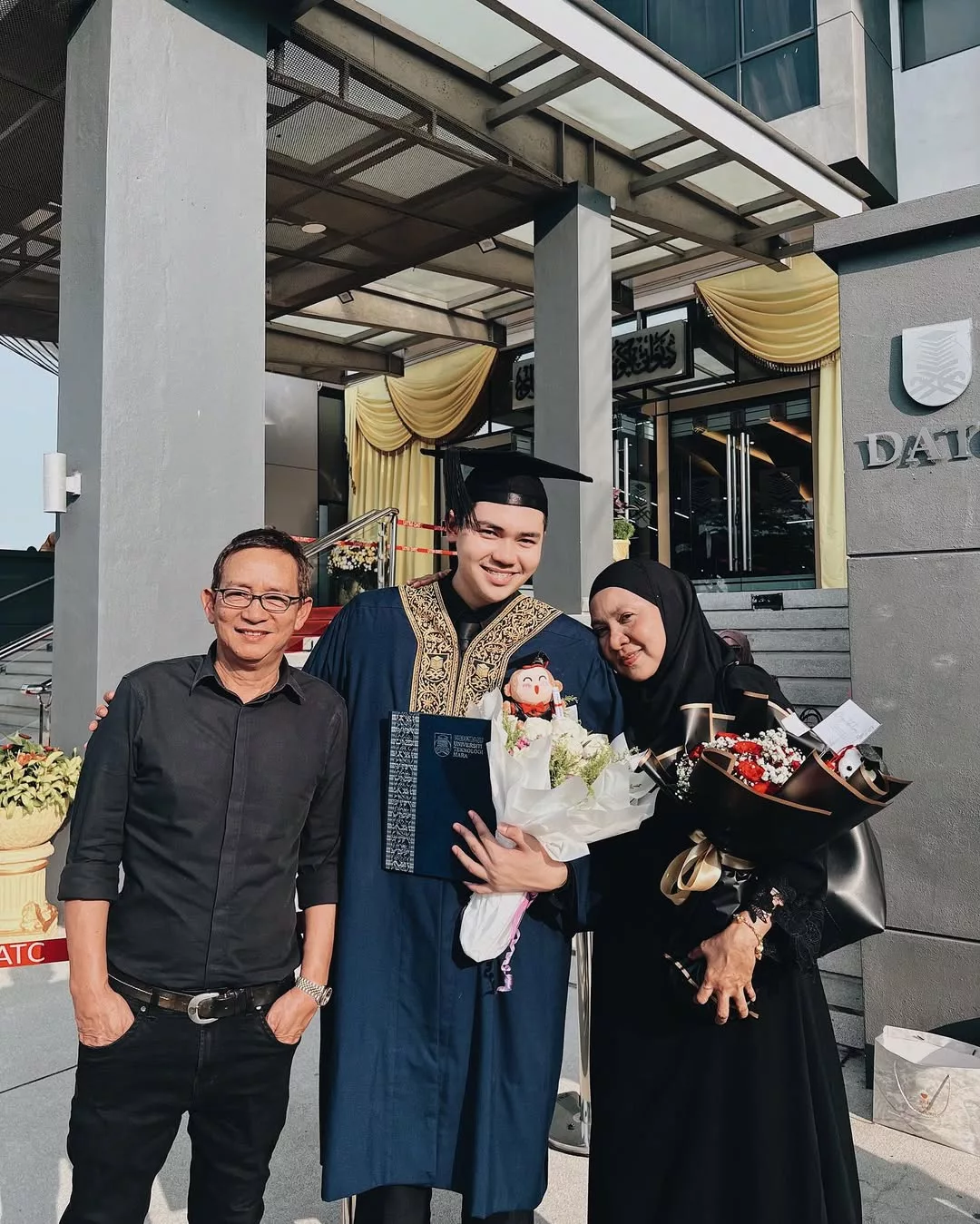 Danial Chuer Terpilih Sebagai Graduan Terbaik UiTM & Bakal Terima Anugerah Cemerlang Alumni. Tahniah! -“Ini Untuk Ibu & Arwah Ayah”