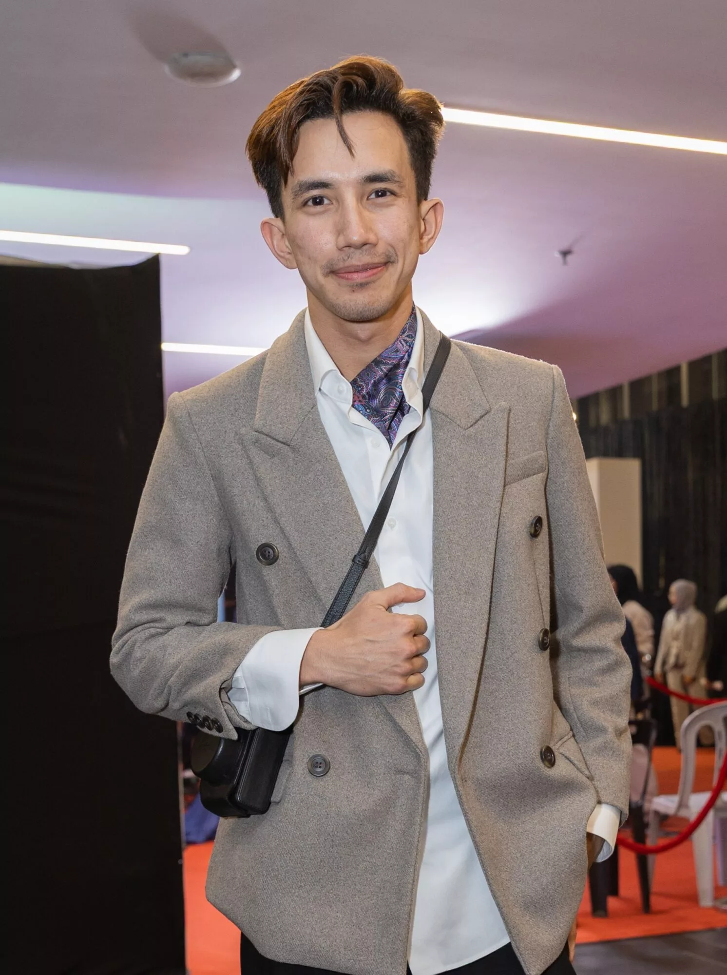 Imran Aqil Kini Pengacara ‘Nasi Lemak Kopi O’, Akui Transisi Dari Konti Radio Ke Set TV Agak Mencabar