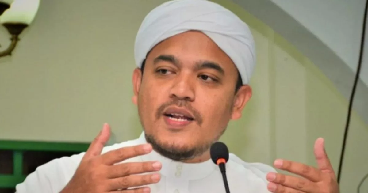 Trend S-Line : PU Syed Tegur Trend Dedah Aib – “Allah Dah Tutup, Kenapa Nak Buka?