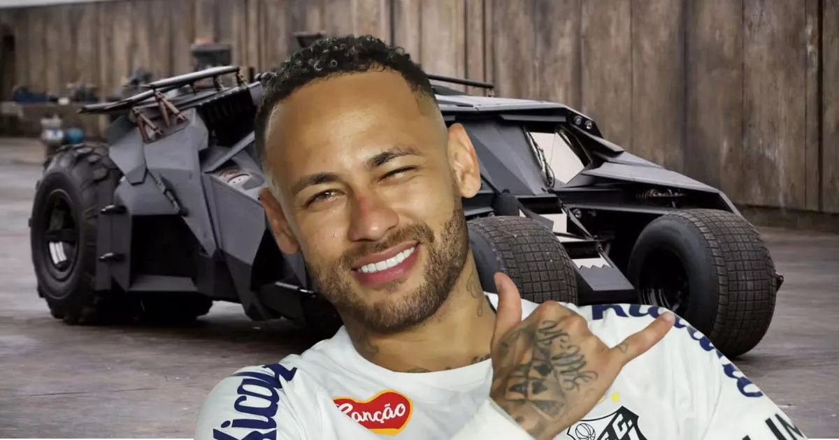 Neymar Beli Kereta Batman Berharga RM6.3 Juta, Hanya Ada 10 Di Dunia! 4 Neymar Beli Kereta Batman Berharga RM6.3 Juta, Hanya Ada 10 Di Dunia!