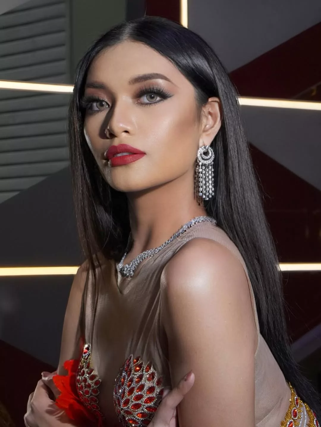 Viviana Lin Winston Dari Sarawak Tepati Ramalan Juarai Miss Grand Malaysia 2025