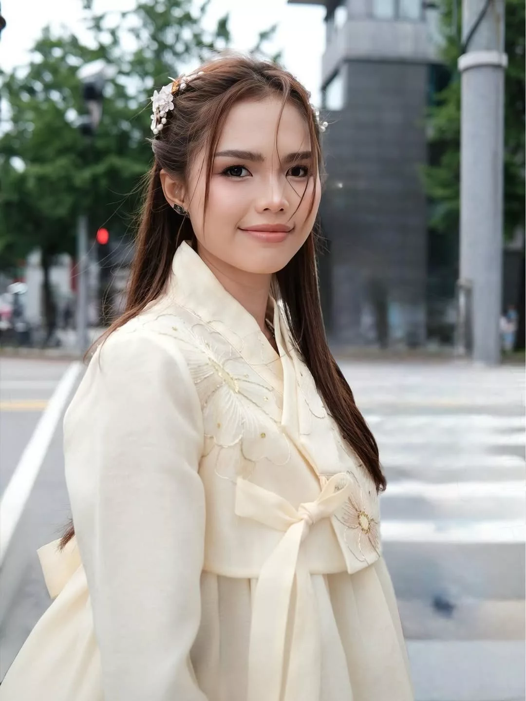 “Jangan Kita Diam Atau Tunggu Ada Lagi Zara Yang Lain, Tolonglah Pantau Anak-Anak Kita” -Bella Astillah