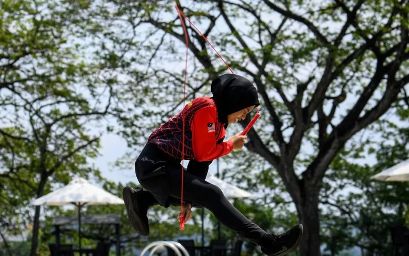 #GirlPower Tak Hanya Cemerlang Akademik, Remaja Ini Aktif Seni, Sukan & Badan Beruniform!
