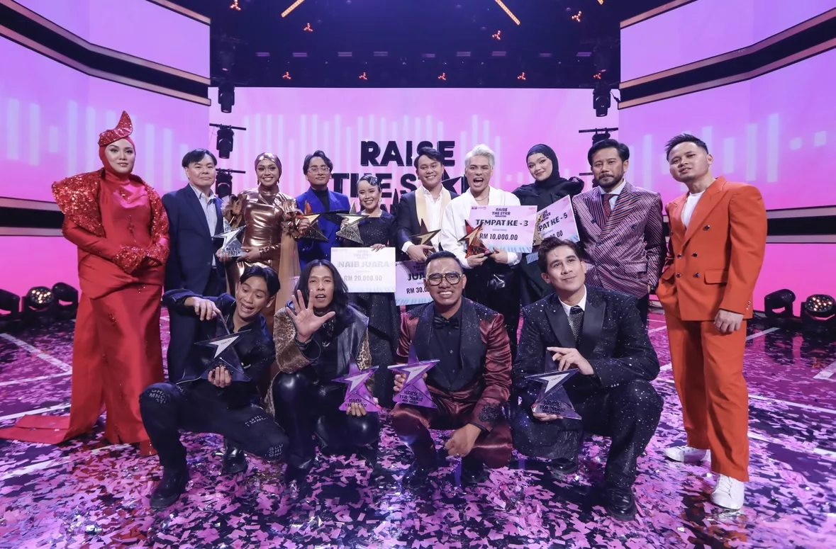 Kenang Pengorbanan Sejak Kecil, Didie Shazry Hadiah RM15K Buat Kakak Sulung -“Dia Layak Dapat”