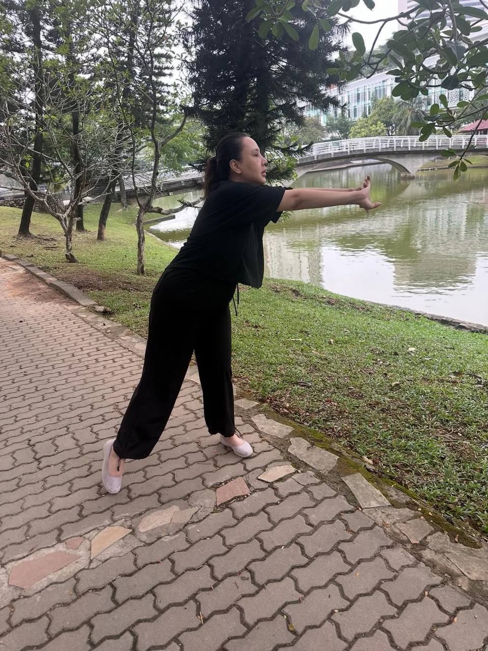 “Siapa Hidup Zaman Fathia Latiff Tengah Naik Saja Tahu Lawa Masa Dulu” –Netizen