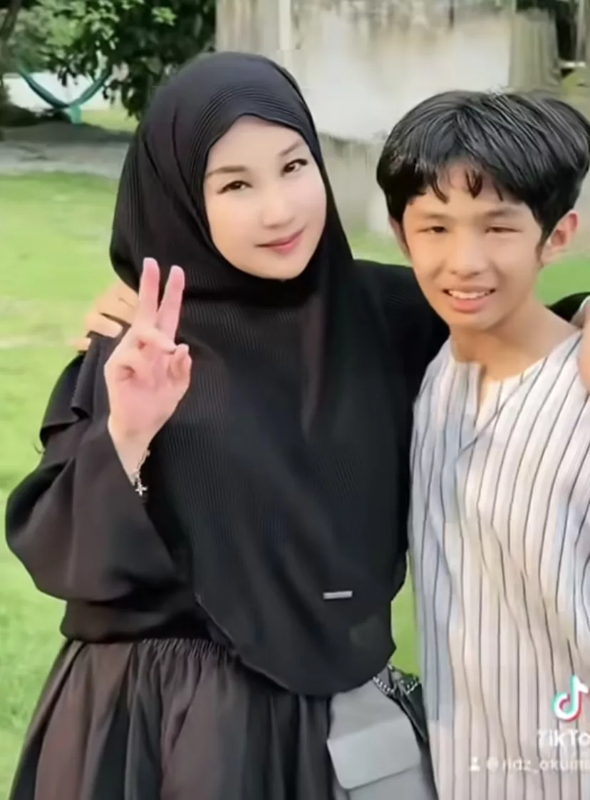 “Sky Tak Pernah Tinggalkan Solat” – Ridzuan Ridzokumura Syukur Miliki Anak Soleh