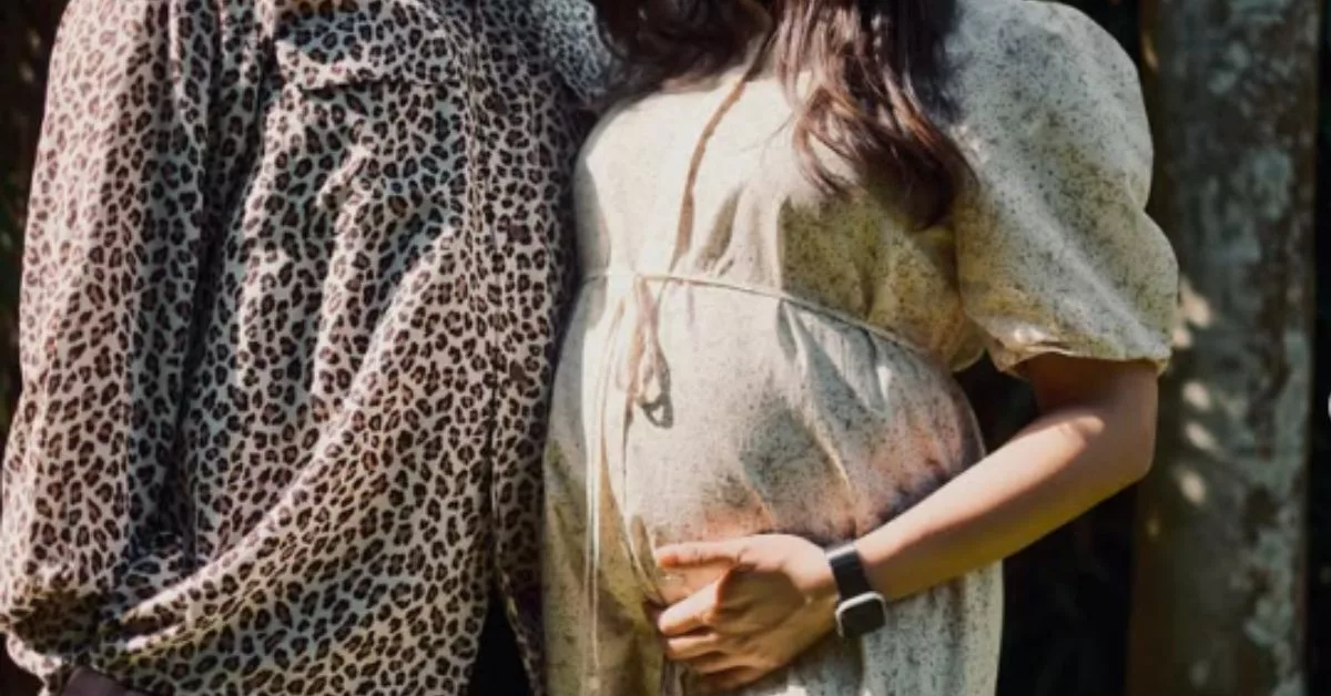 It’s A Girl! Noh Salleh & Fatin Athira Teruja Menanti Cahaya Mata