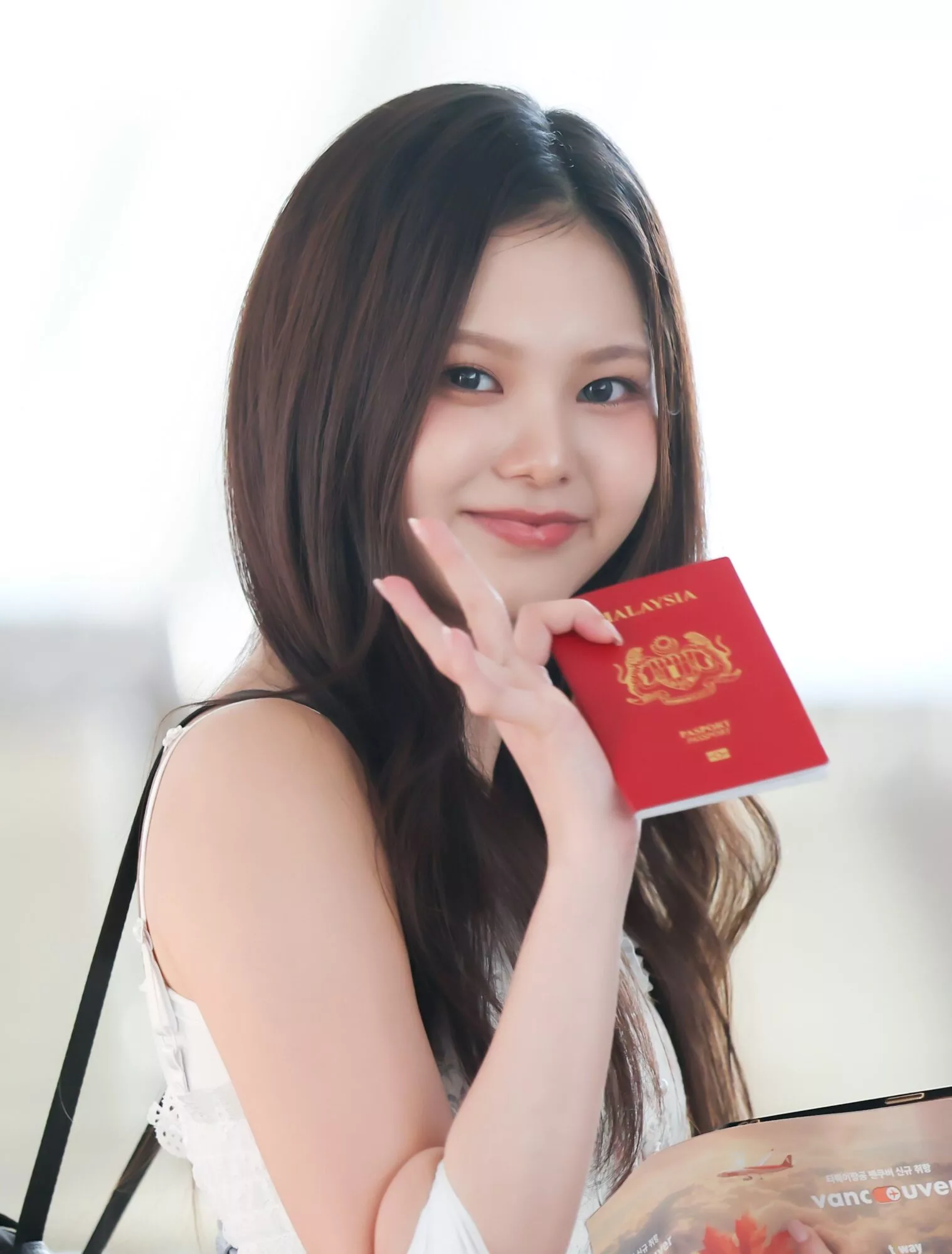 Pegang Pasport Malaysia di Lapangan Terbang Korea, Lingling KIIRAS Jadi Sorotan Peminat