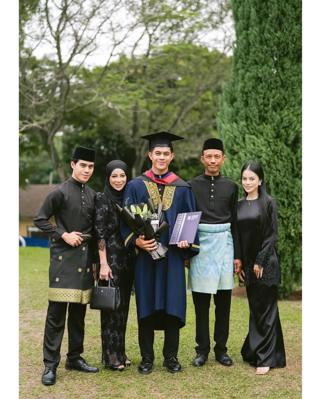 “Akademik Nombor 1” Farhan Asri Berjaya Tamat Pengajian, Seru Generasi Muda Hargai Ilmu