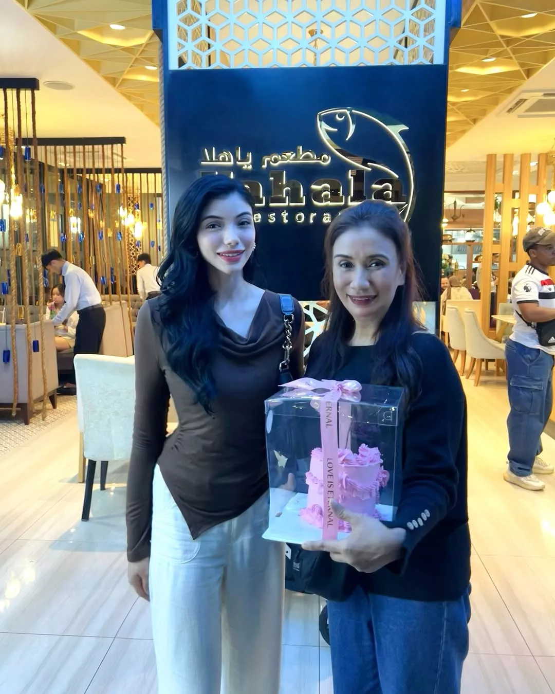 Pelakon Era 90an, Suriati Baharom Bangga Anak Terpilih Sertai Dewi Remaja 2025