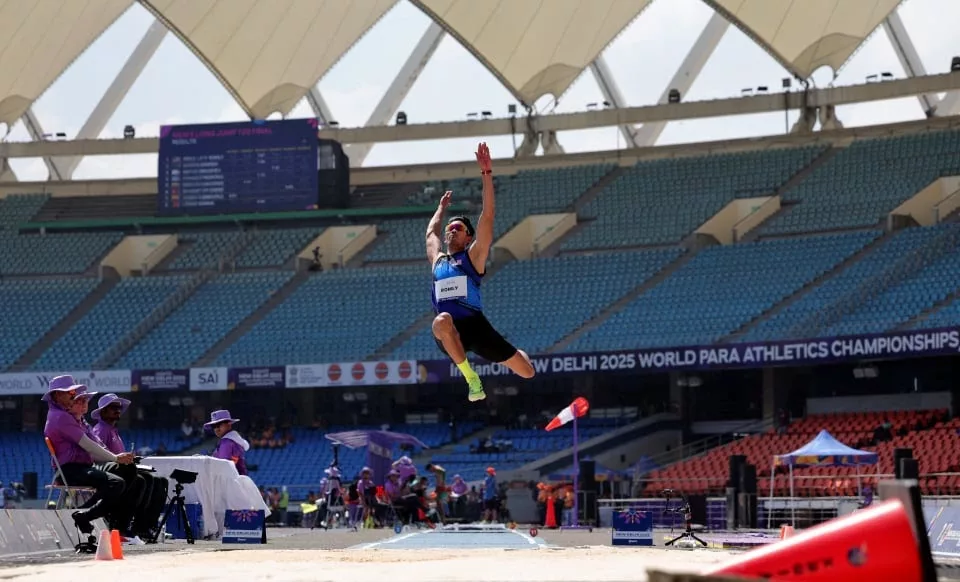 Cipta Sejarah Lagi, Abdul Latif Romly Kekal Legenda Dengan Lompatan Emas & Rekod Dunia