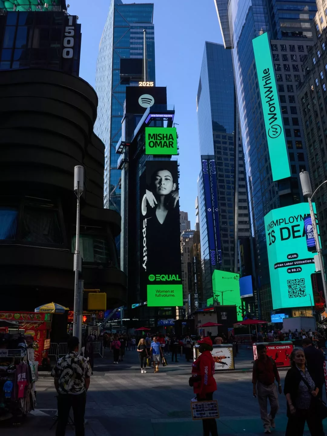Misha Omar Terpampang Di Billboard Times Square, New York! Raih Pengiktirafan Spotify #EQUAL