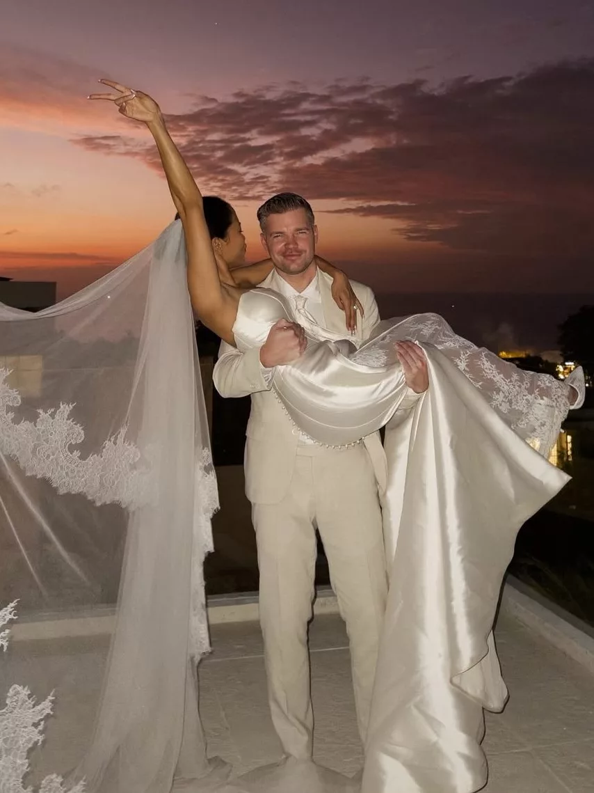 “Sisterhood Is Still Alive…” Ucapan Ahli-Ahli Dolla Termasuk Syasya Rizal Untuk Sabronzo Curi Perhatian