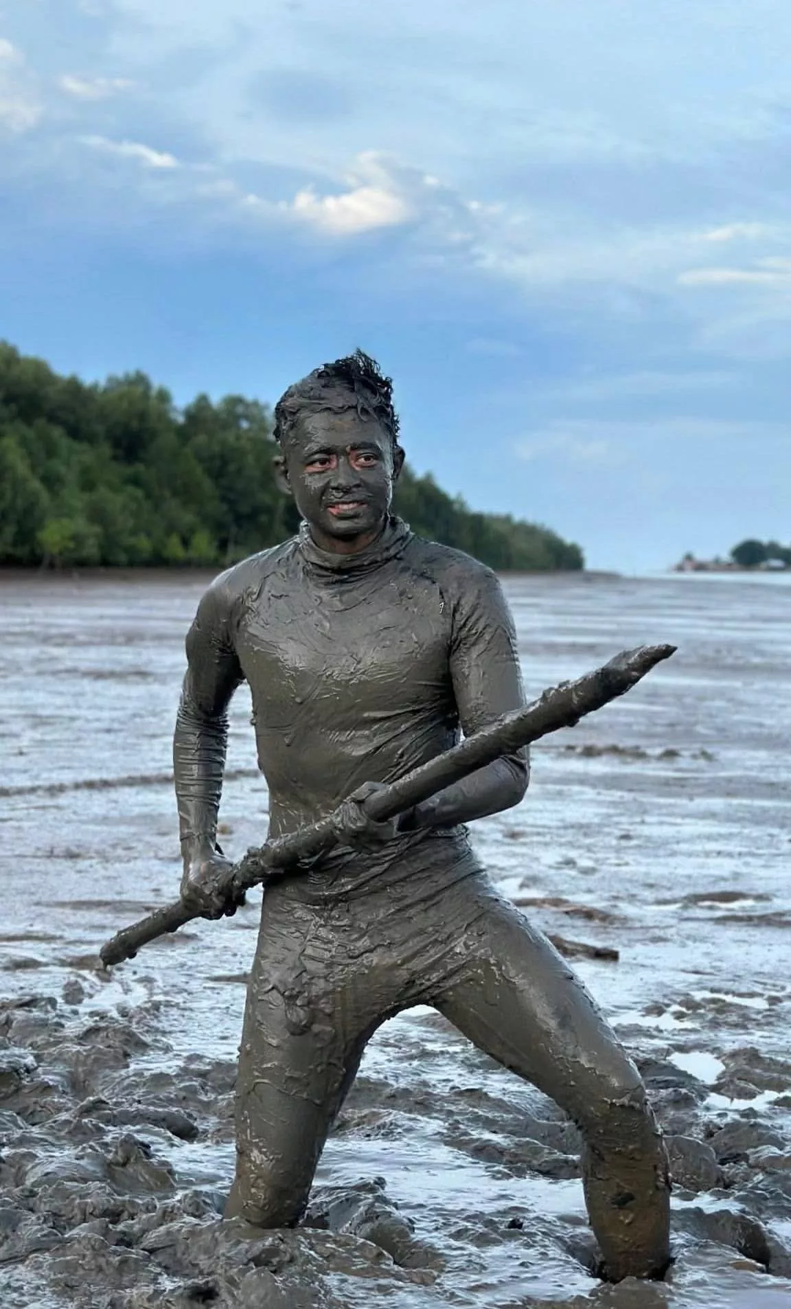Tengku Hassanal Sertai Latihan Komando TUDM, Terjun Bebas Dari 10,000 Kaki