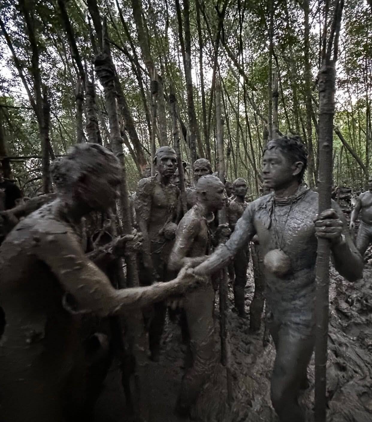 Tengku Hassanal Sertai Latihan Komando TUDM, Terjun Bebas Dari 10,000 Kaki
