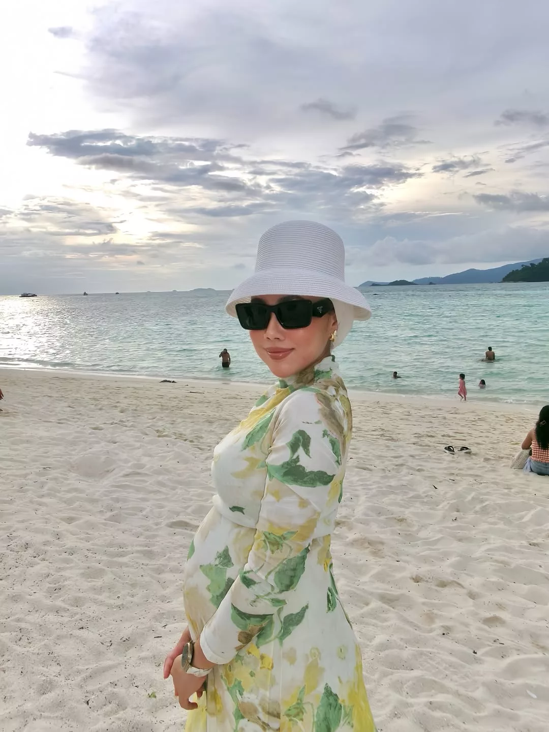 Tahniah! Jaguh Paralimpik Negara, Abdul Latif Romly Bakal Jadi Bapa! -“Love, Mommy & Daddy”