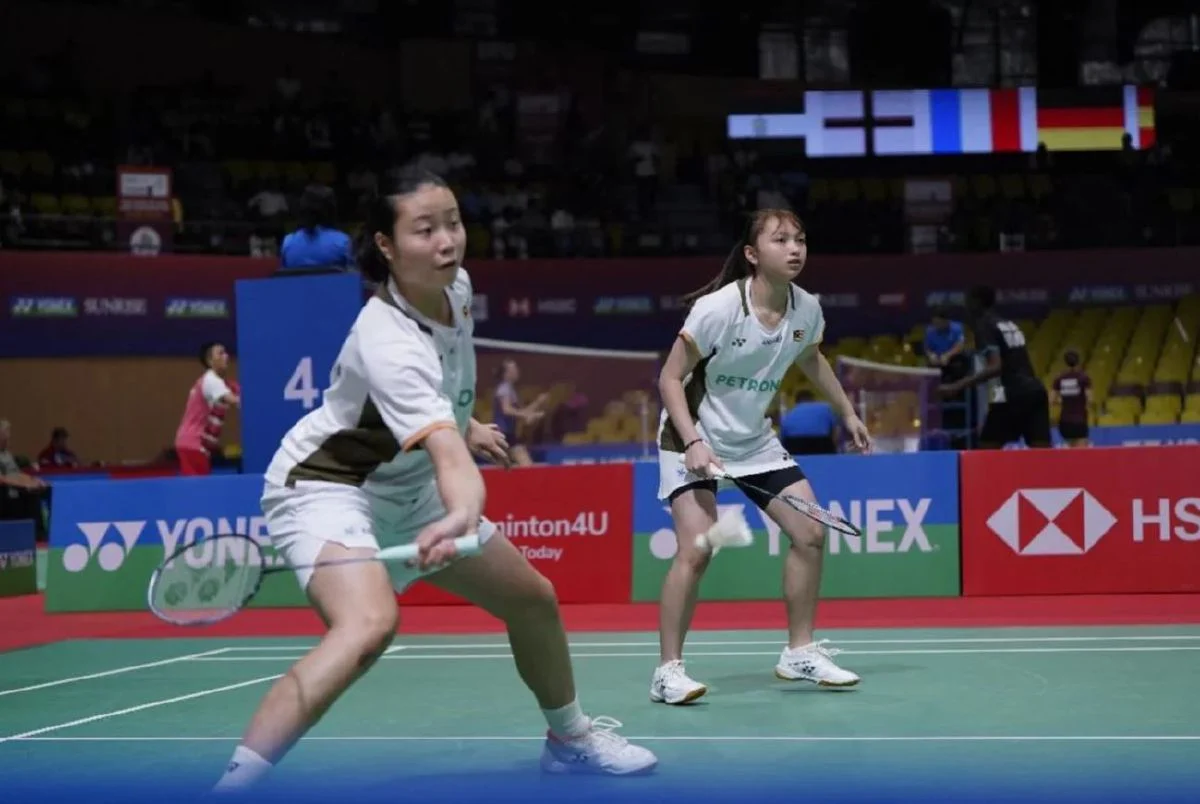 #GirlsPower: Low Zi Yu-Noraqilah Maisarah Raih Naib Juara Dunia Di Kejohanan Badminton Remaja Malaysia