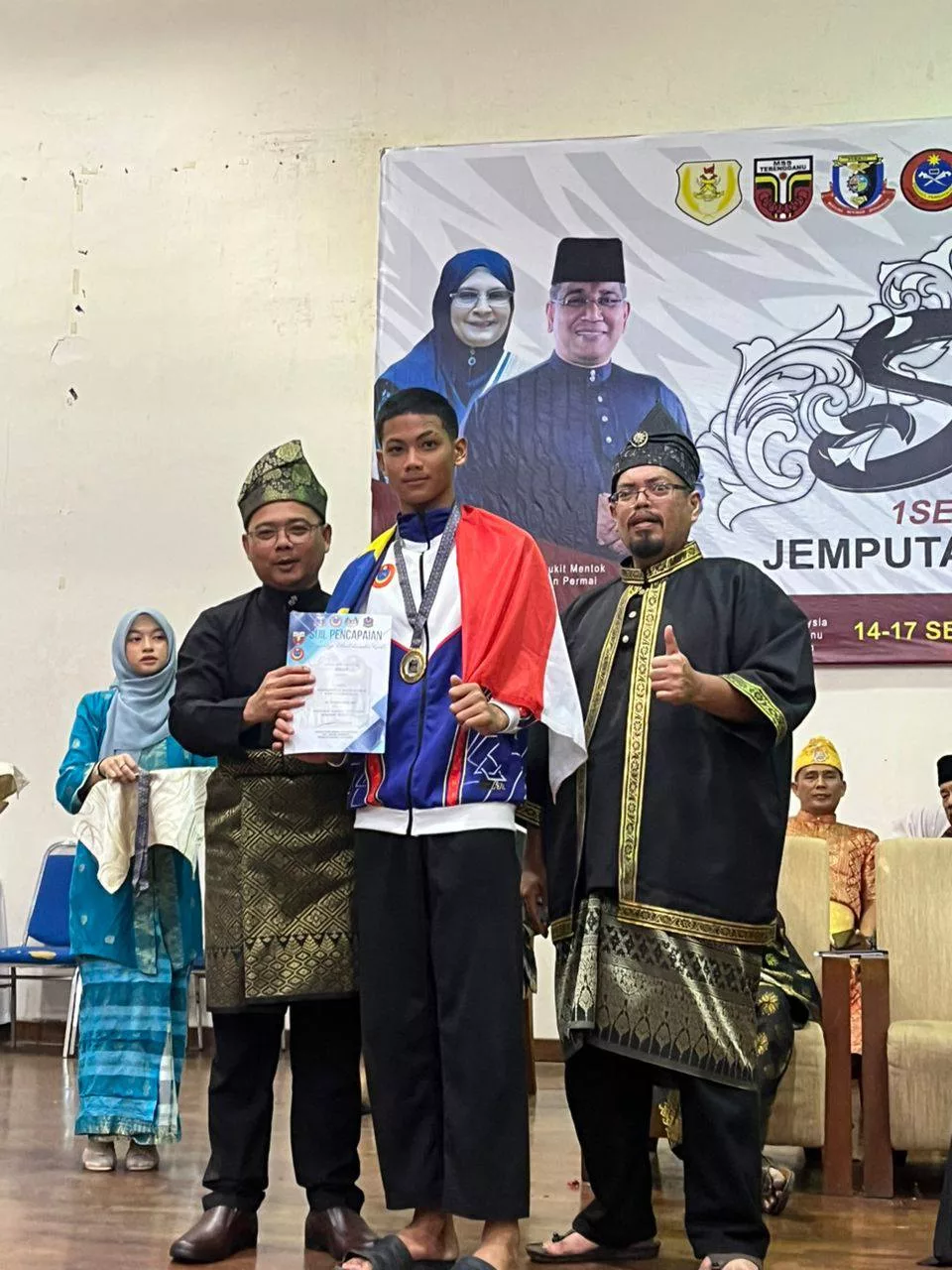 Tahniah! Pesilat Remaja, Raqib Darwisy Raih Pingat Pertama Kontinjen Malaysia Di Bahrain