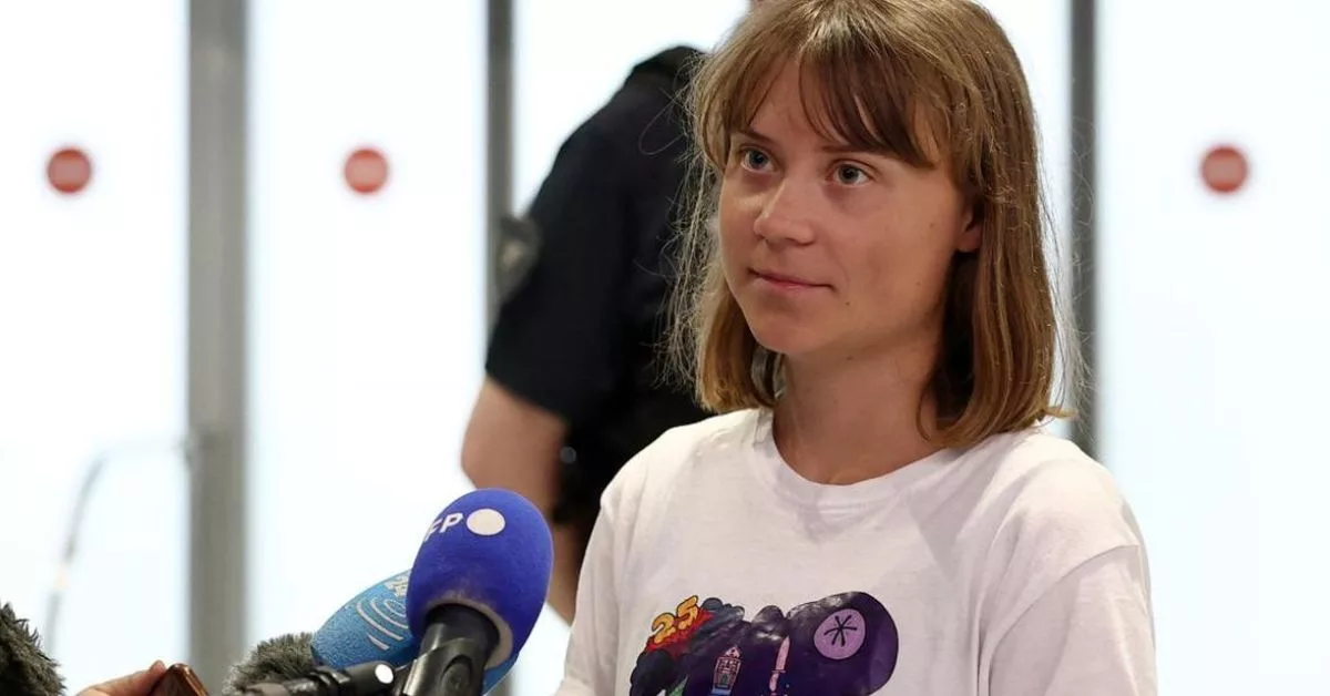 Greta Thunberg Dipukul & Diheret Tentera, Dakwa Sukarelawan Global Sumud Flotilla