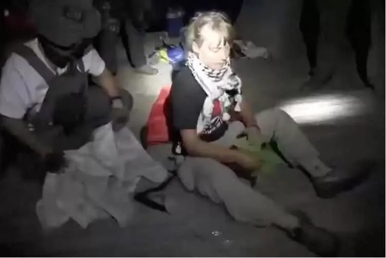 "Dia Anak Autism Tapi Boleh Pikul Misi Besar" Ustaz Mad Kecil Kagum Keberanian Greta Thunberg, Titip Doa Hidayah 9 “Dia Anak Autism Tapi Boleh Pikul Misi Besar” Ustaz Mad Kecil Kagum Keberanian Greta Thunberg, Titip Doa Hidayah