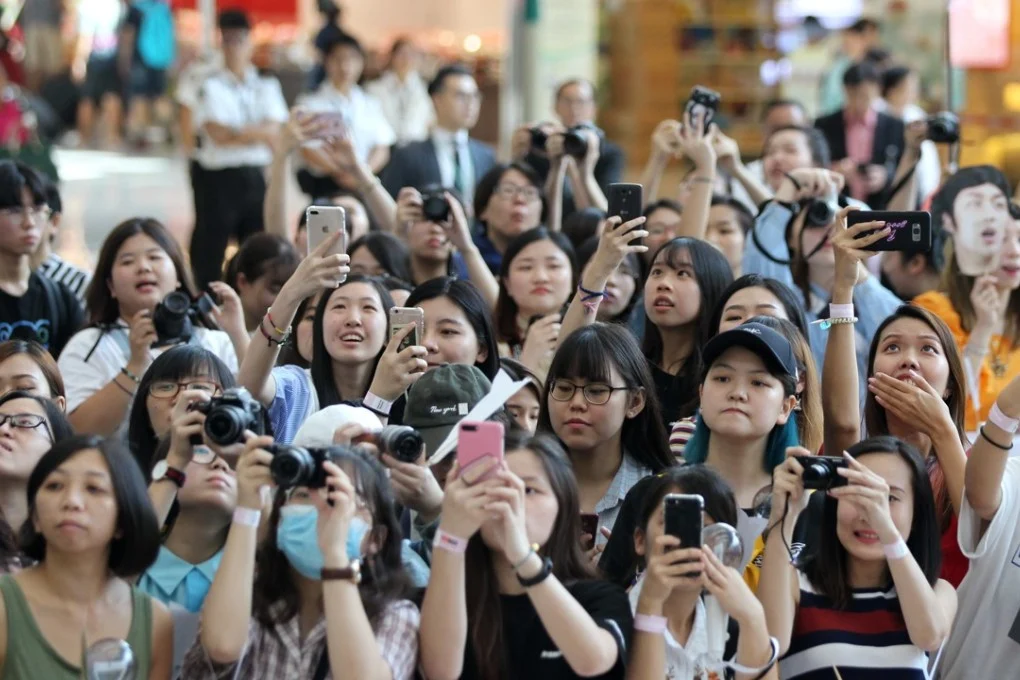 Kim Namgil & Profesor Seo Kyung-duk Sokong Globalisasi Hangeul Melalui Sumbangan Pendidikan Di Mexico