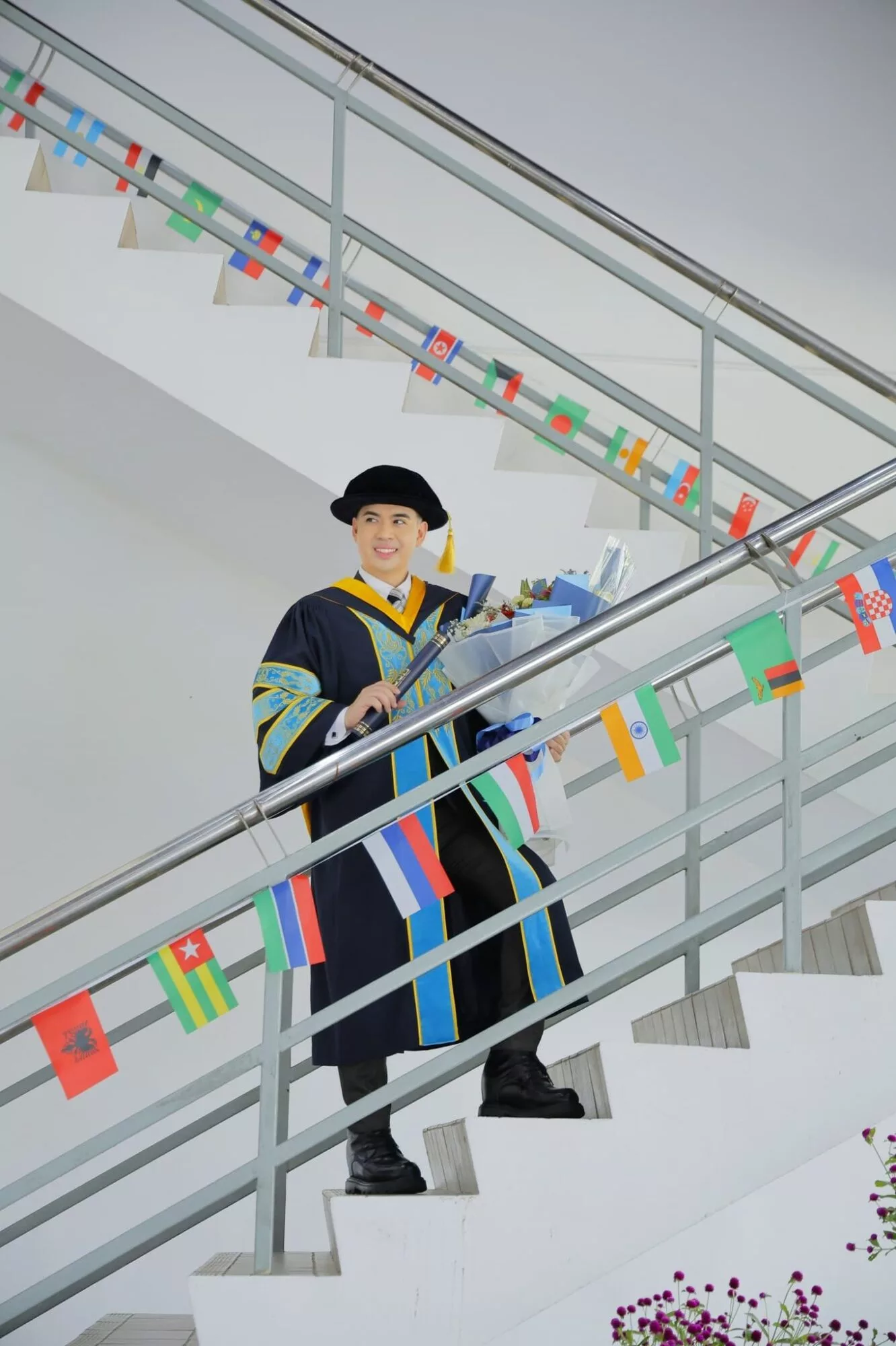 Bekas Pramugara MAS Raih PhD Di UUM, Dr. Stanley Missun Mahu Buktikan Pendidikan Adalah ‘Game Changer’!