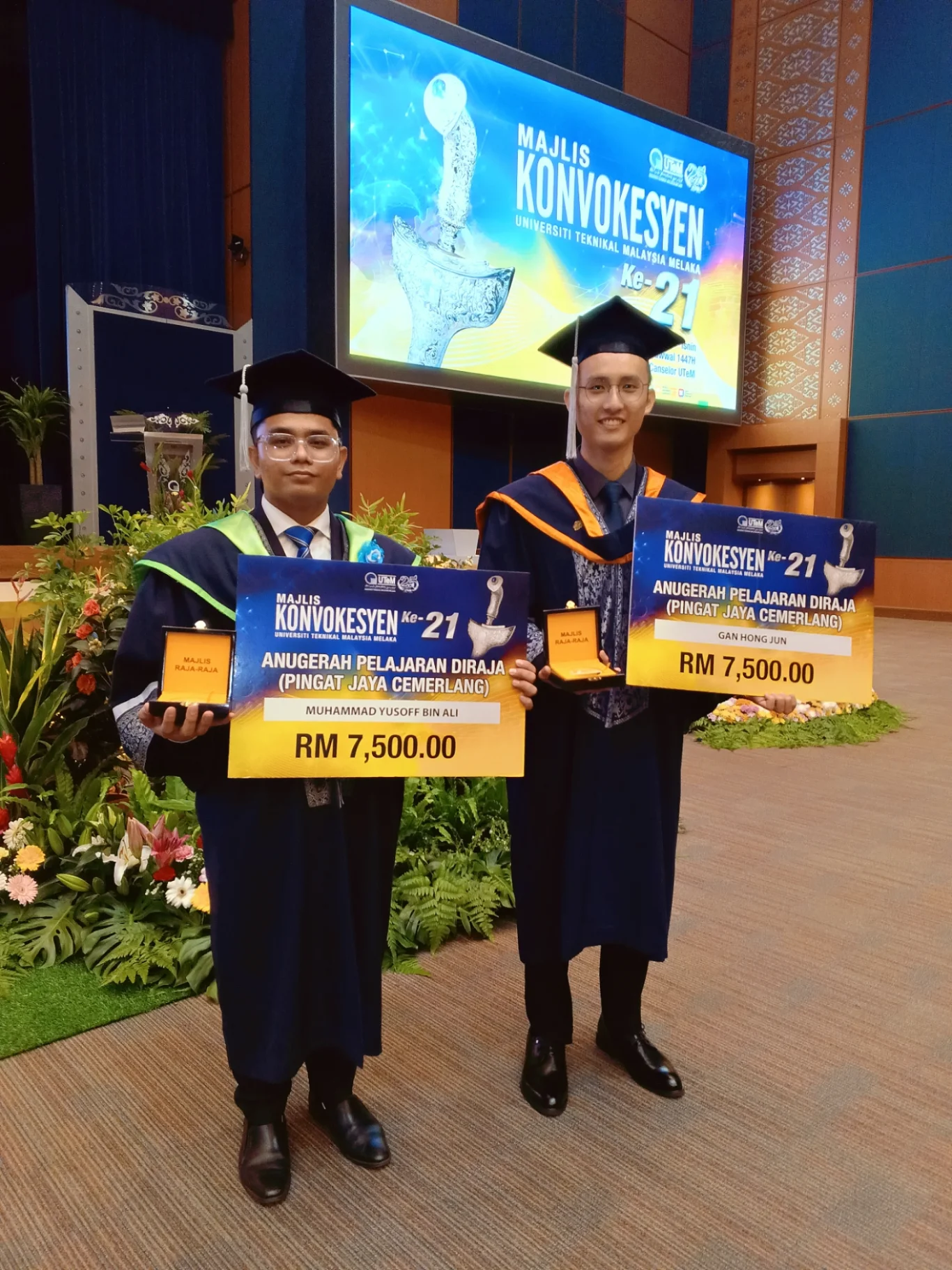 7 Kali Anugerah Dekan, Leftenan Muda UTeM Ini Dinobat Penerima Anugerah Diraja! Tahniah!