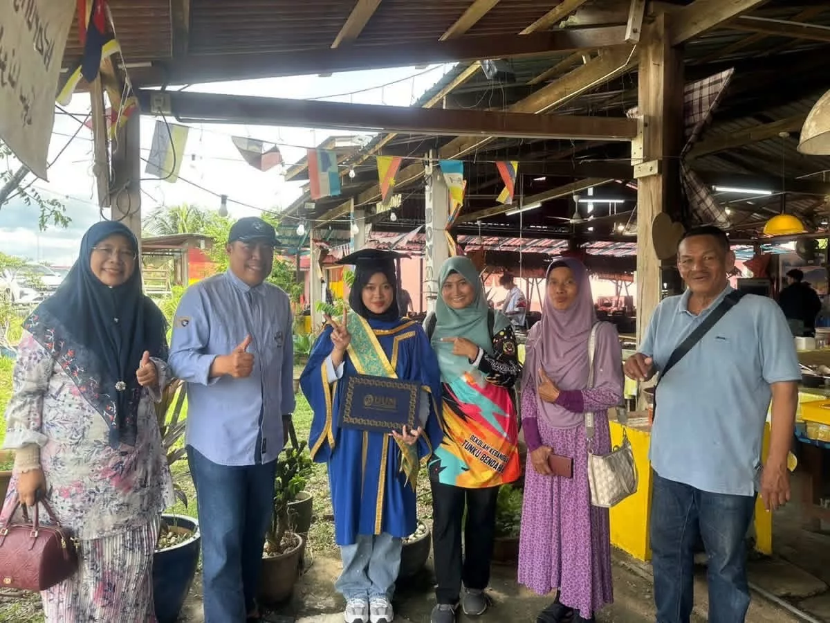 23 Tahun Hidup Tanpa Dokumen & Kad Pengenalan, Kini Berjaya Raih Ijazah Kelas Pertama UUM! Kisah Inspirasi Alma Nur Fajrina