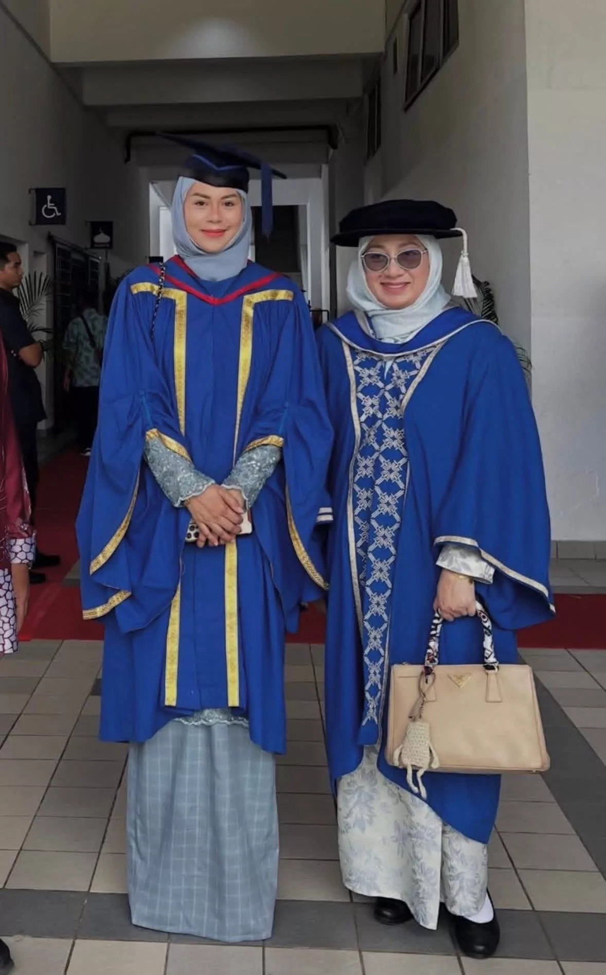 Rebecca Nur Al-Islam Rai Detik Bersejarah, Berjaya Genggam Ijazah Sarjana Muda UUM Dengan Penuh Rasa Syukur. Tahniah!