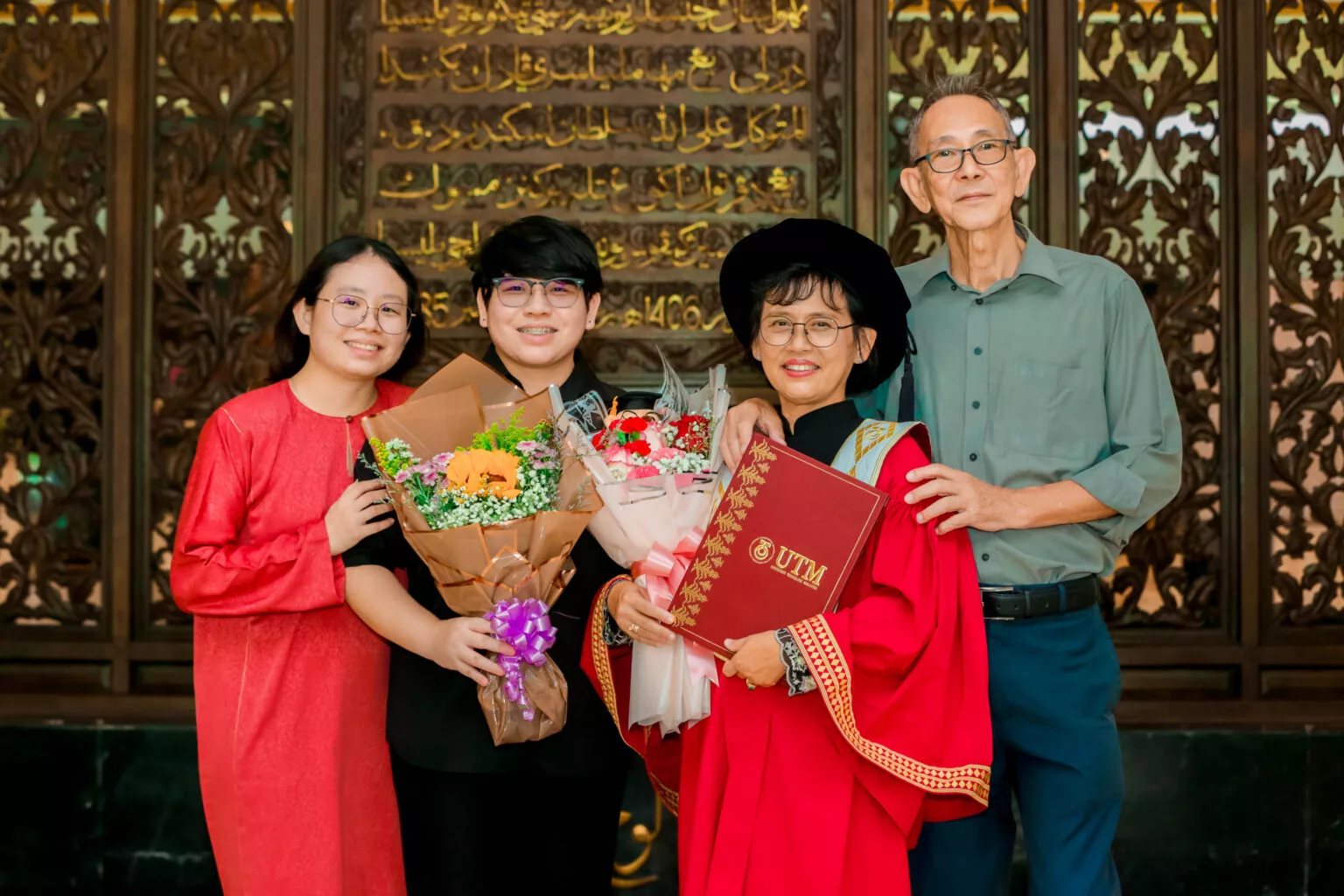 Usia Bukan Penghalang! Kisah Dr. Lee Heng Liang, Genggam PhD UTM Pada Usia 60 Tahun 5 Usia Bukan Penghalang! Kisah Dr. Lee Heng Liang, Genggam PhD UTM Pada Usia 60 Tahun