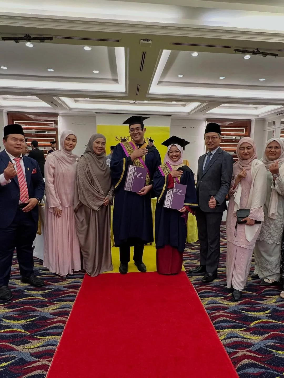 Danial Chuer Antara Graduan Paling Cemerlang Pada Konvokesyen UiTM Ke-103, Dinobat Graduan Terbaik Utama UiTM 2025! 7 Danial Chuer Antara Graduan Paling Cemerlang Pada Konvokesyen UiTM Ke-103, Dinobat Graduan Terbaik Utama UiTM 2025!