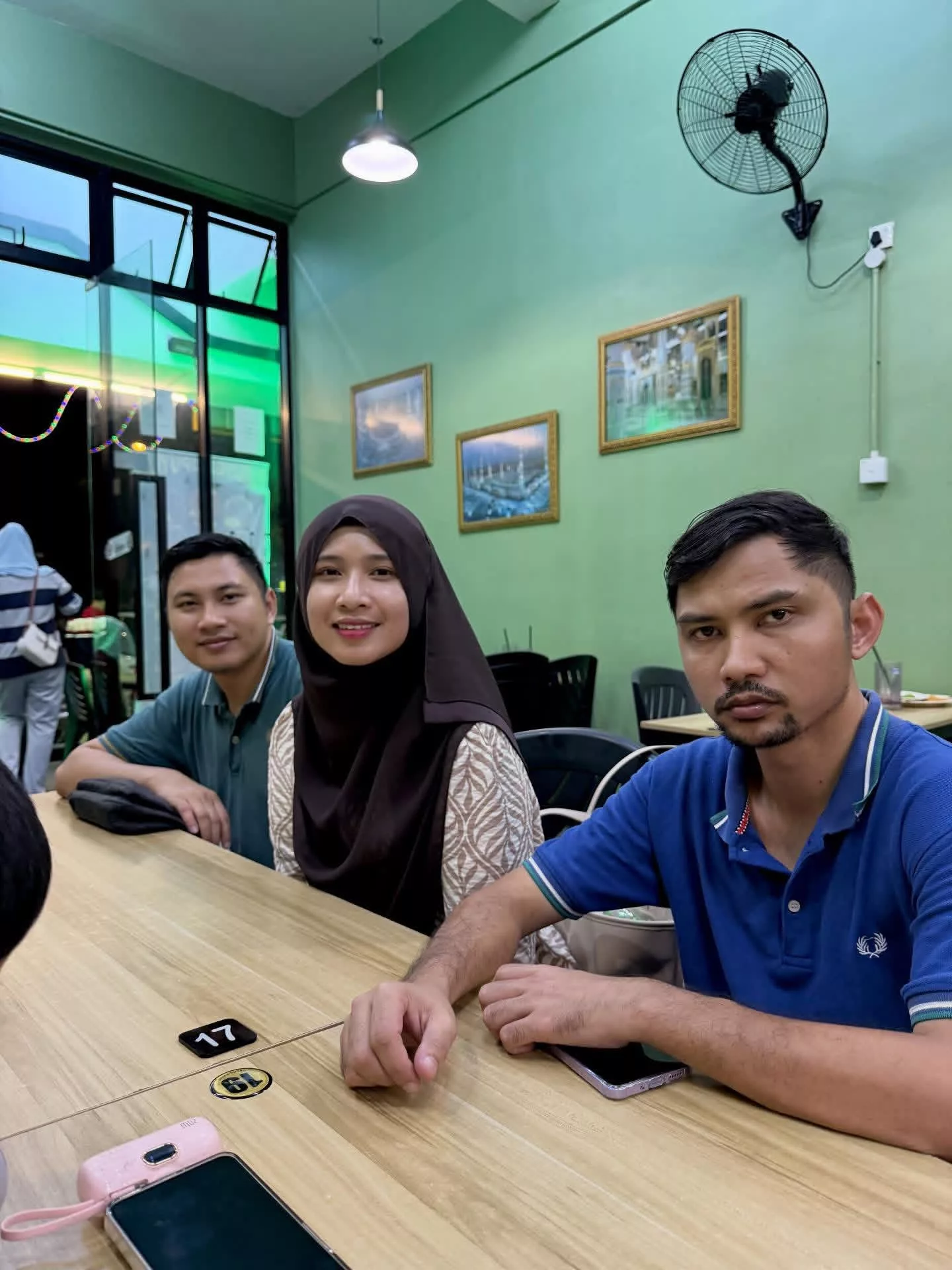 SPM 10 Kali & STPM 2 Kali, Akhirnya Abang OKU Ini Bergelar Guru Pada Usia 37 Tahun