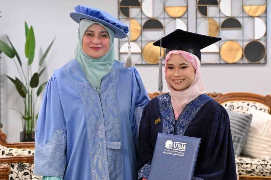 Rohana Abdullah: Graduan Cemerlang UTeM Buktikan Kasih & Ketabahan Mengubah Takdir